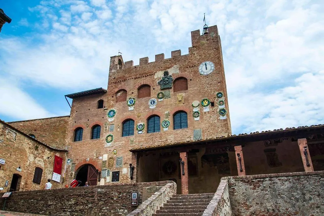 Casetta nel borgo Gambassi Terme 0*,